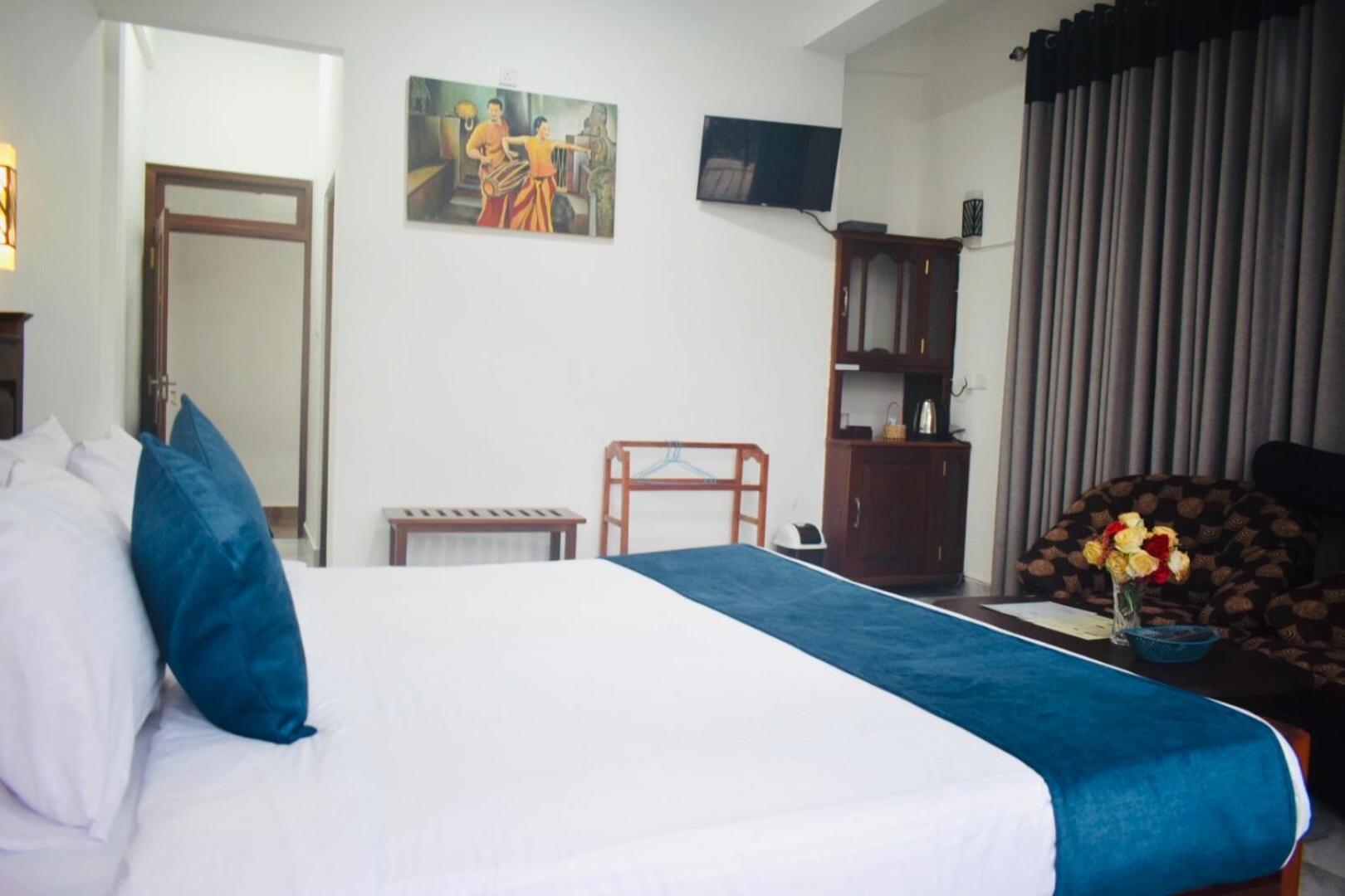 Relax Inn 埃拉 外观 照片