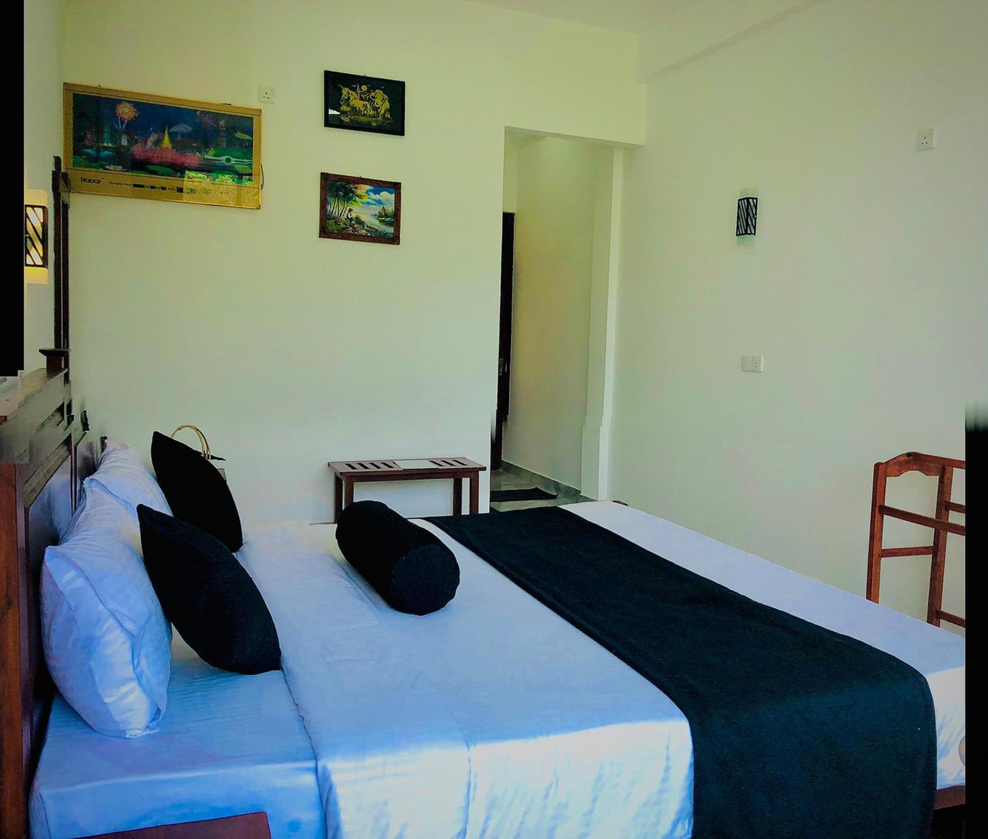 Relax Inn 埃拉 外观 照片